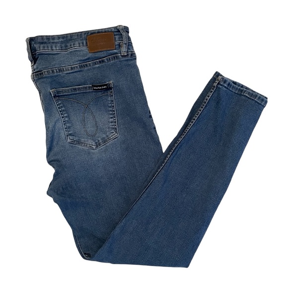 Calvin Klein Mid Rise Stretch Skinny Jeans sz 16 - Picture 1 of 9